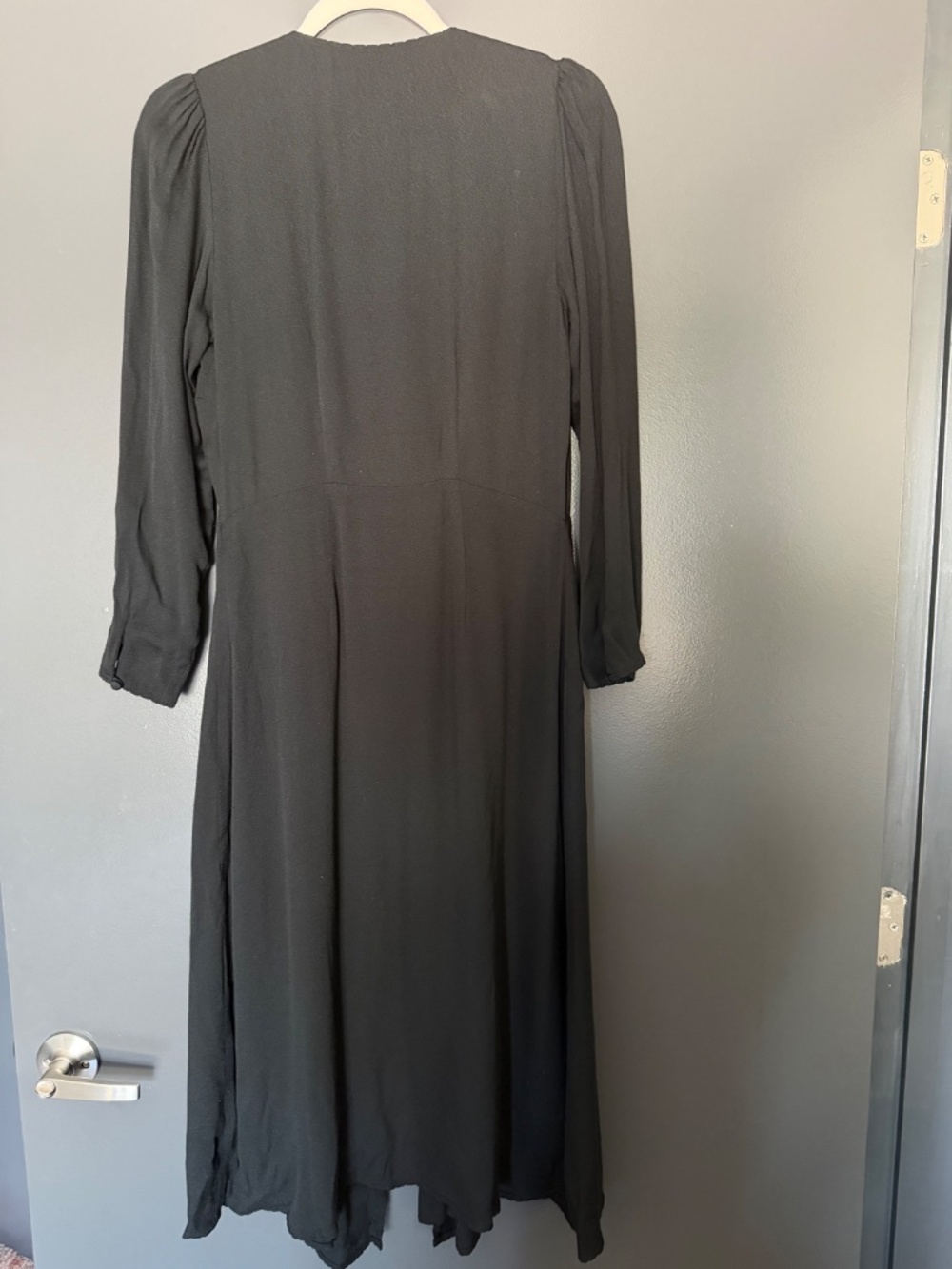 Dress - Picture 2 of 4